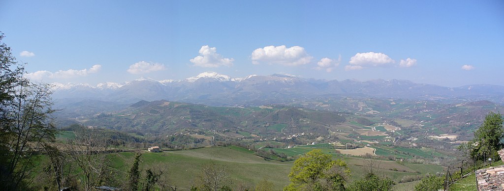 Sulla retorica del turismo e dei borghi